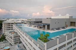 Hermoso y exclusivo 1BD a pocos pasos Del Mar