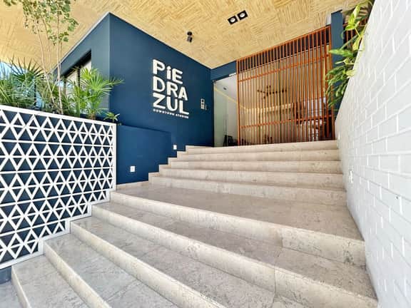 Cozy & modern, steps from 5th Ave & Mamitas Beach